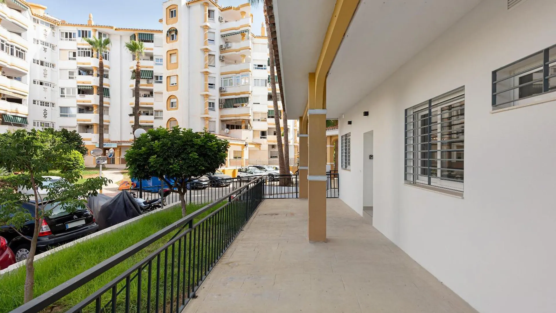 Apartamentos Sealmar Moliere Malaga Spain