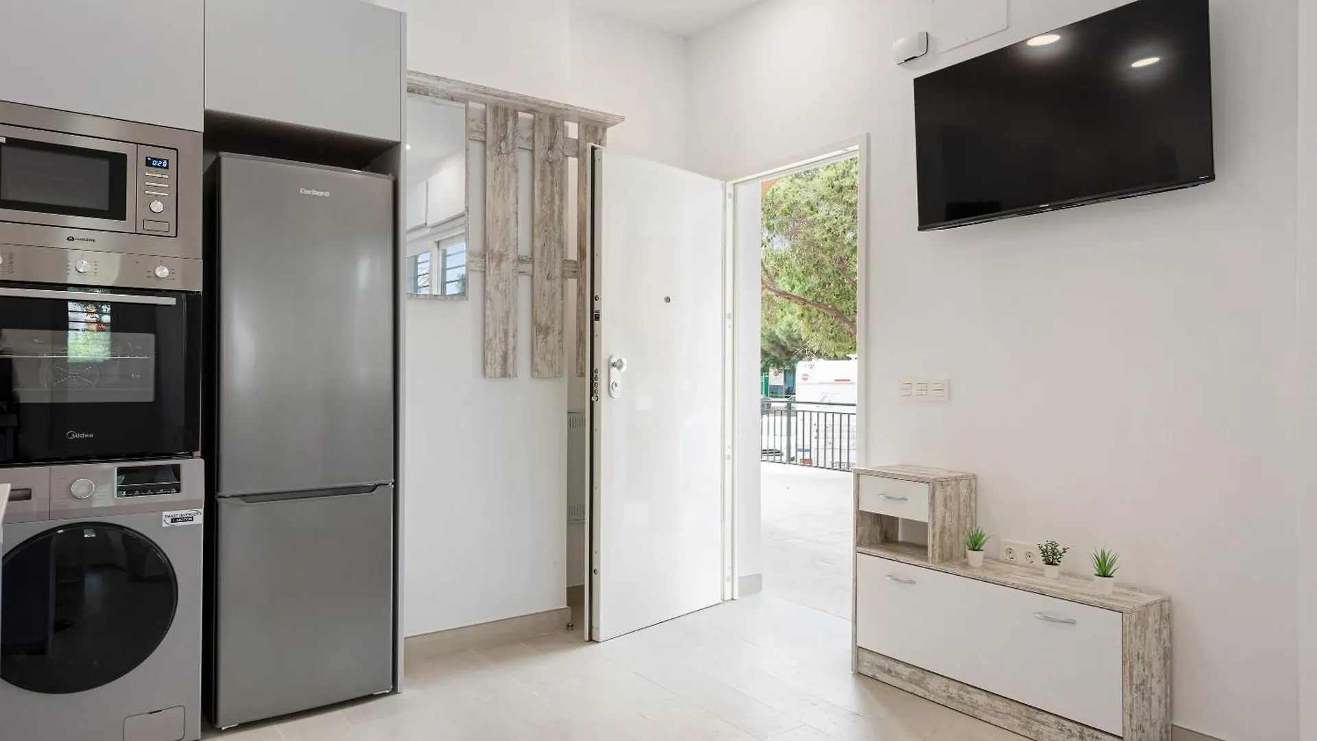 Apartamentos Sealmar Moliere Malaga Apartment