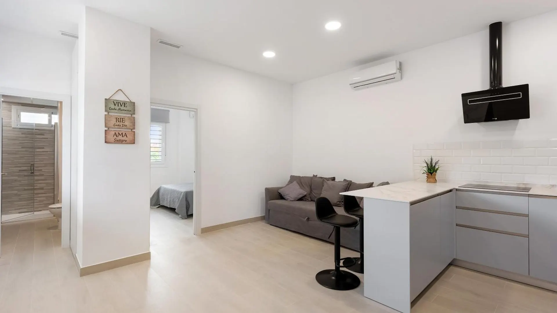 Apartamentos Sealmar Moliere Malaga 0*,