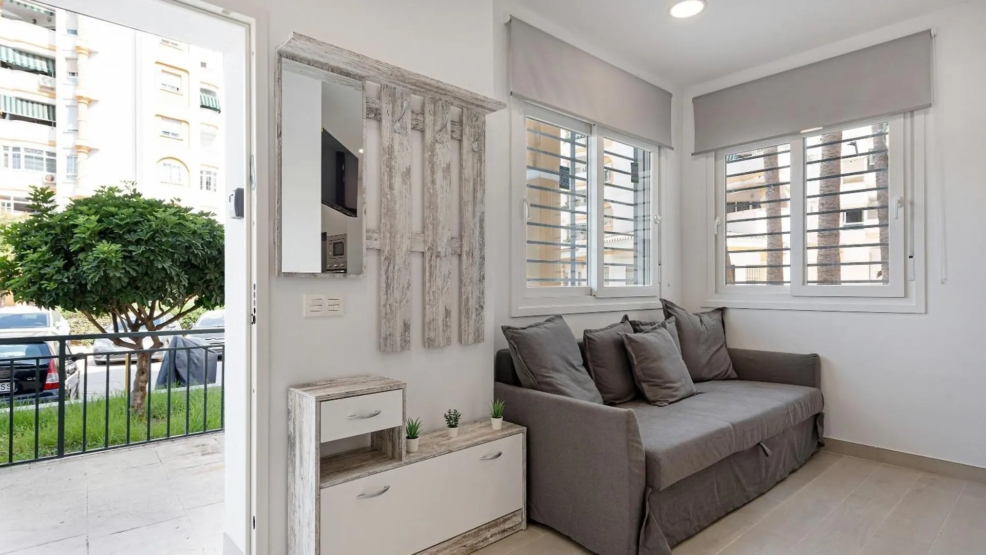 Apartamentos Sealmar Moliere Malaga 0*,